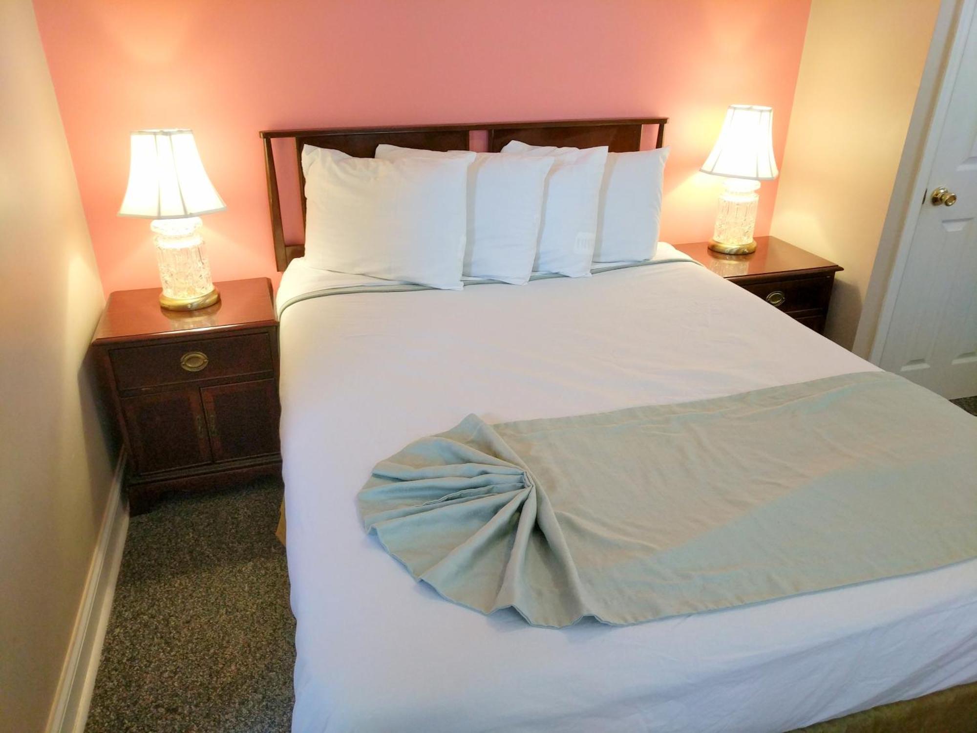 Queen Suite