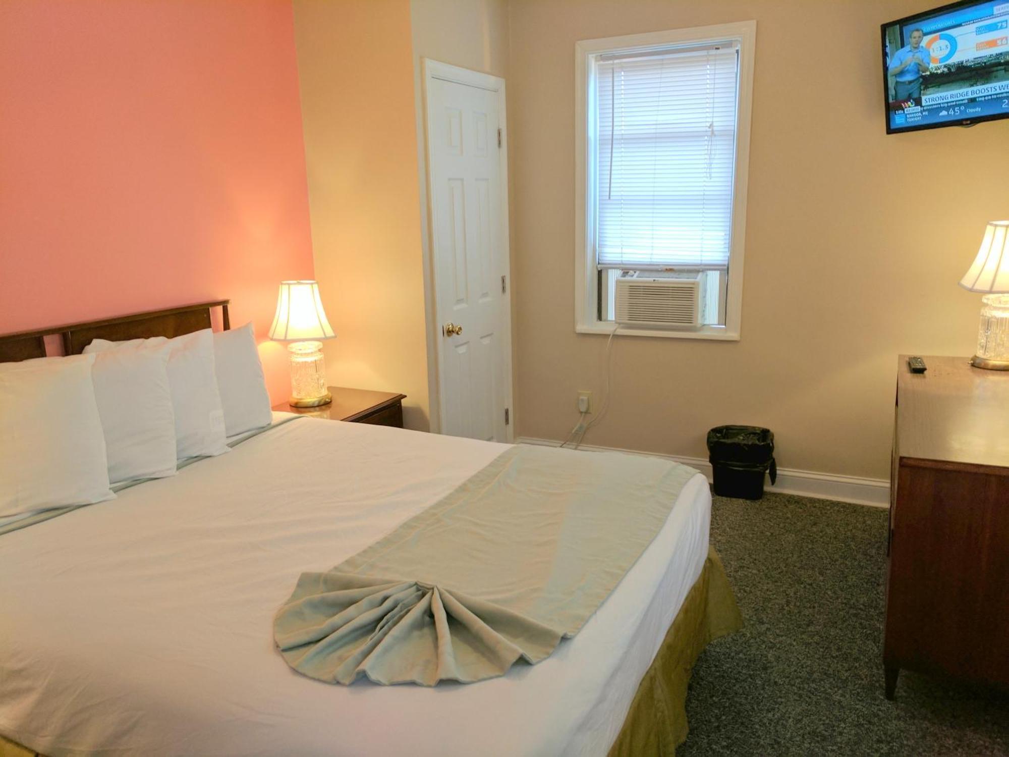 Queen Suite