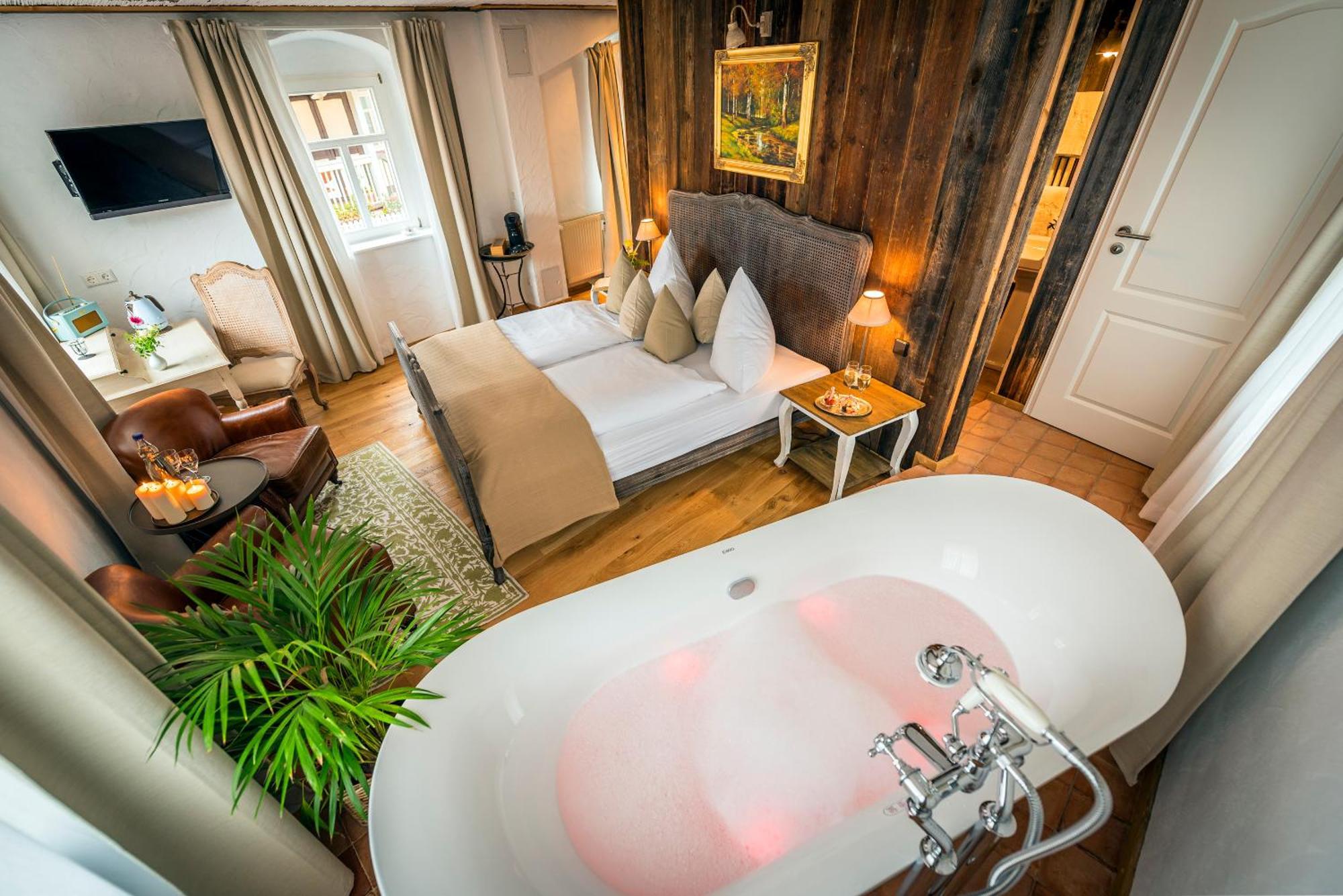 Double Room Spa Bath