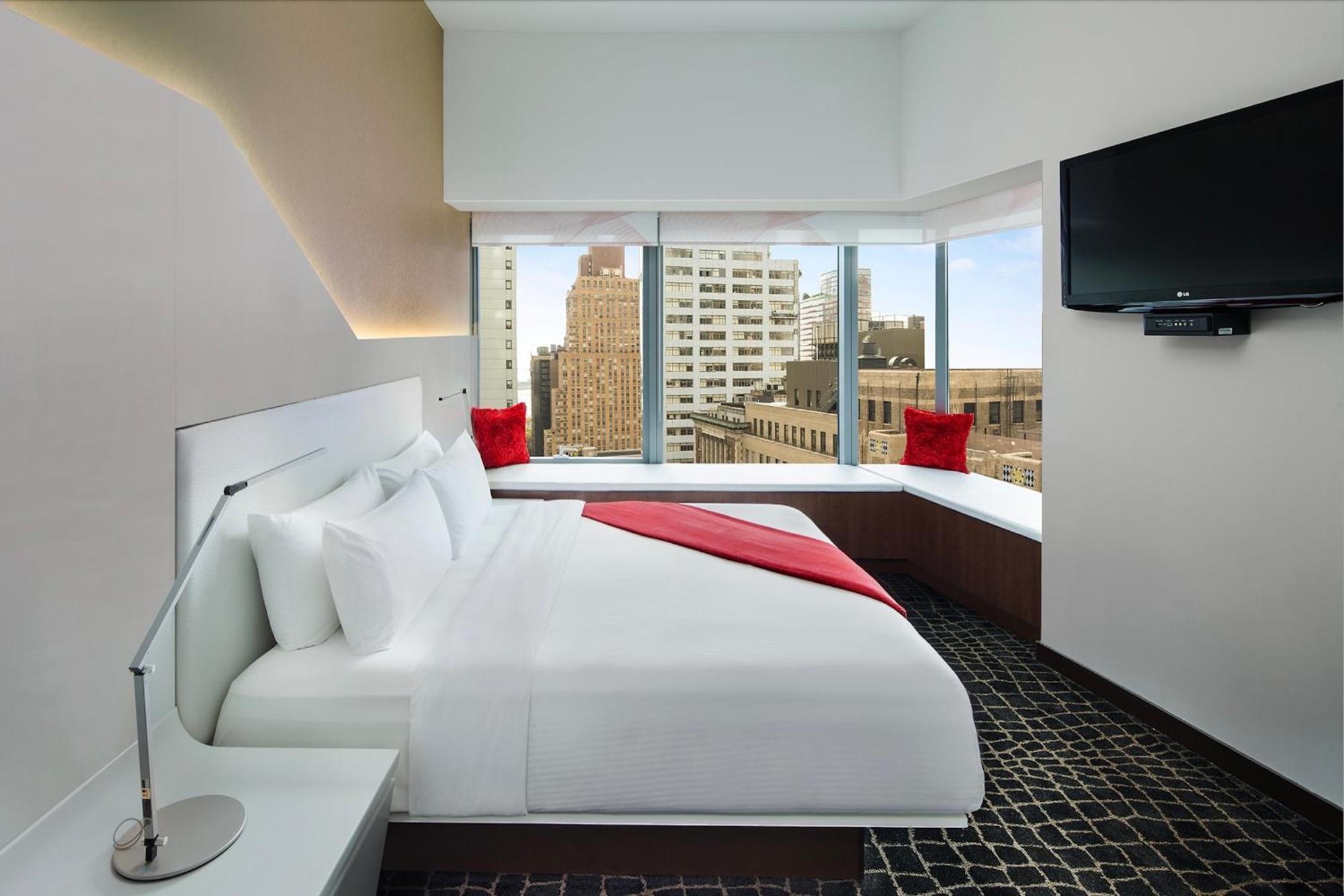 Suite 1 Chambre Lit King-Size - Vue sur Ville - Non-Fumeurs