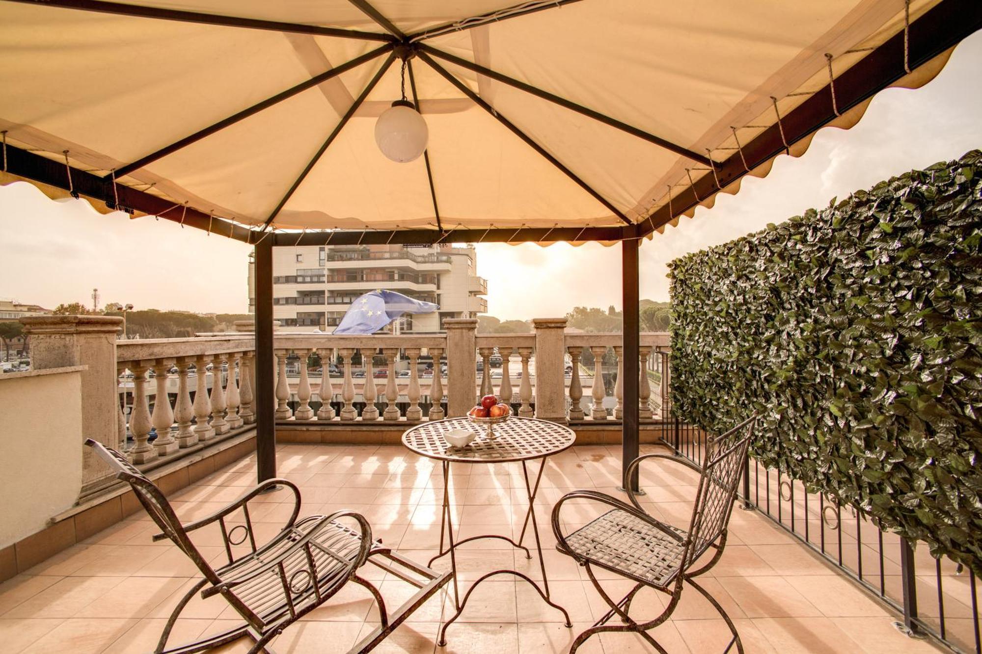 Double or Twin Room Terrace