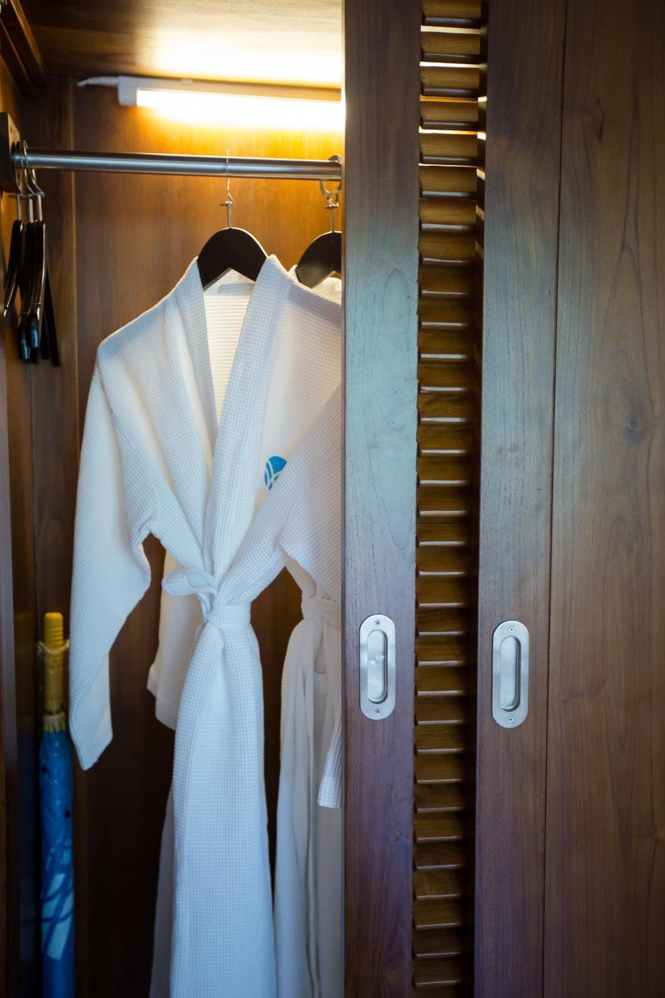 King Room Pool Access
