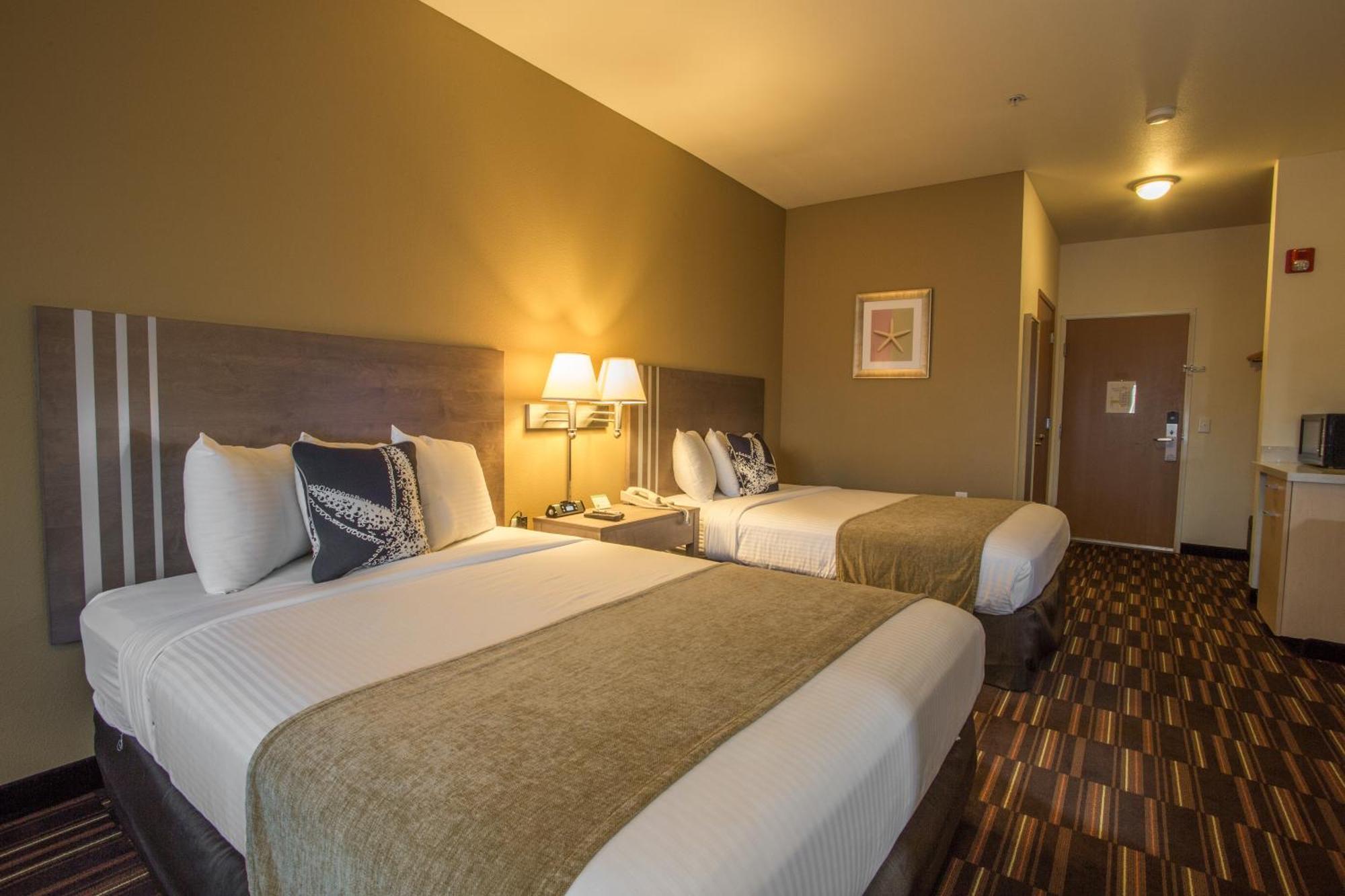 Deluxe Queen Room Two Queen Beds