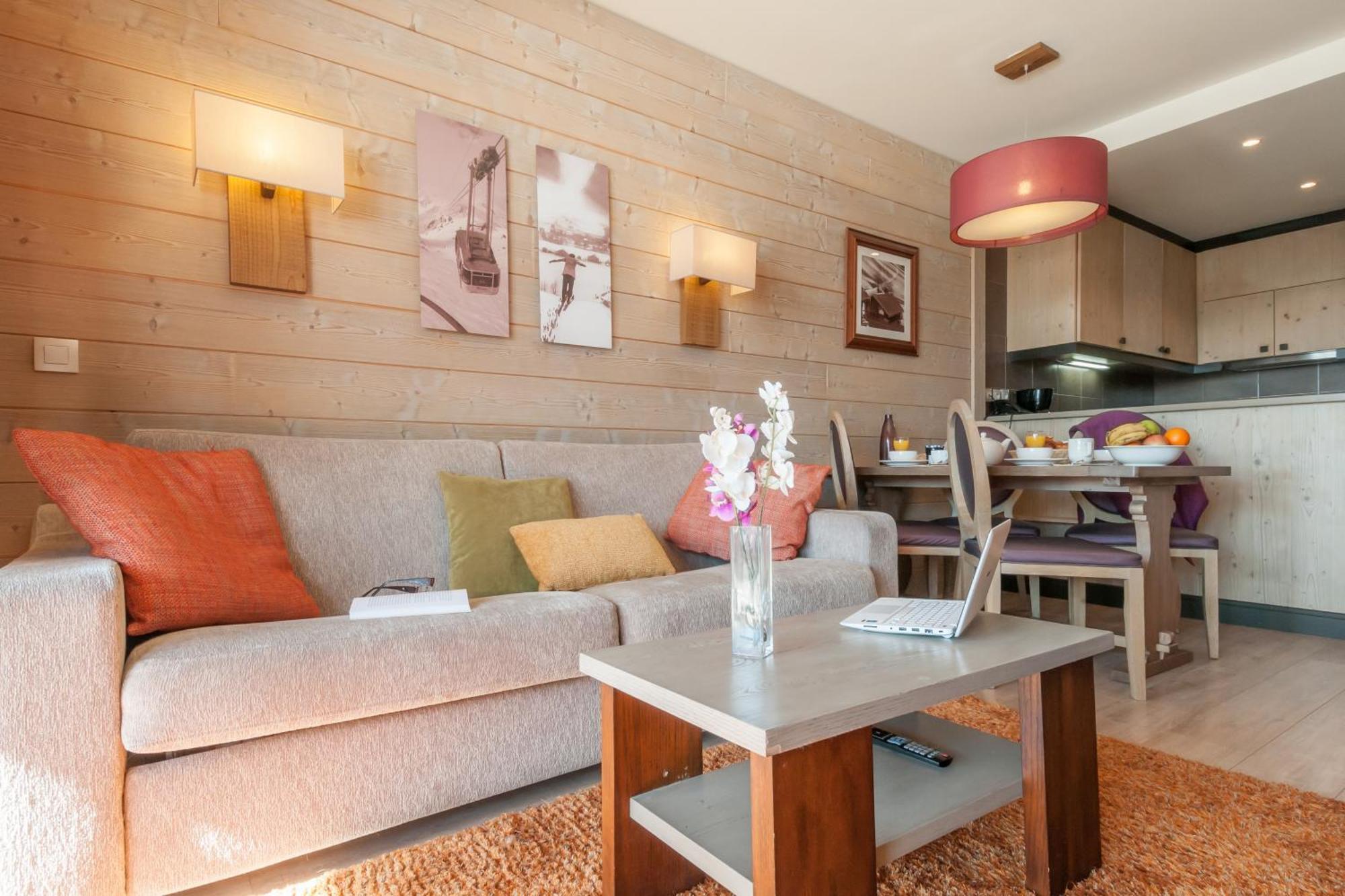 One-Bedroom Apartment (4 People),686080092:JPEG