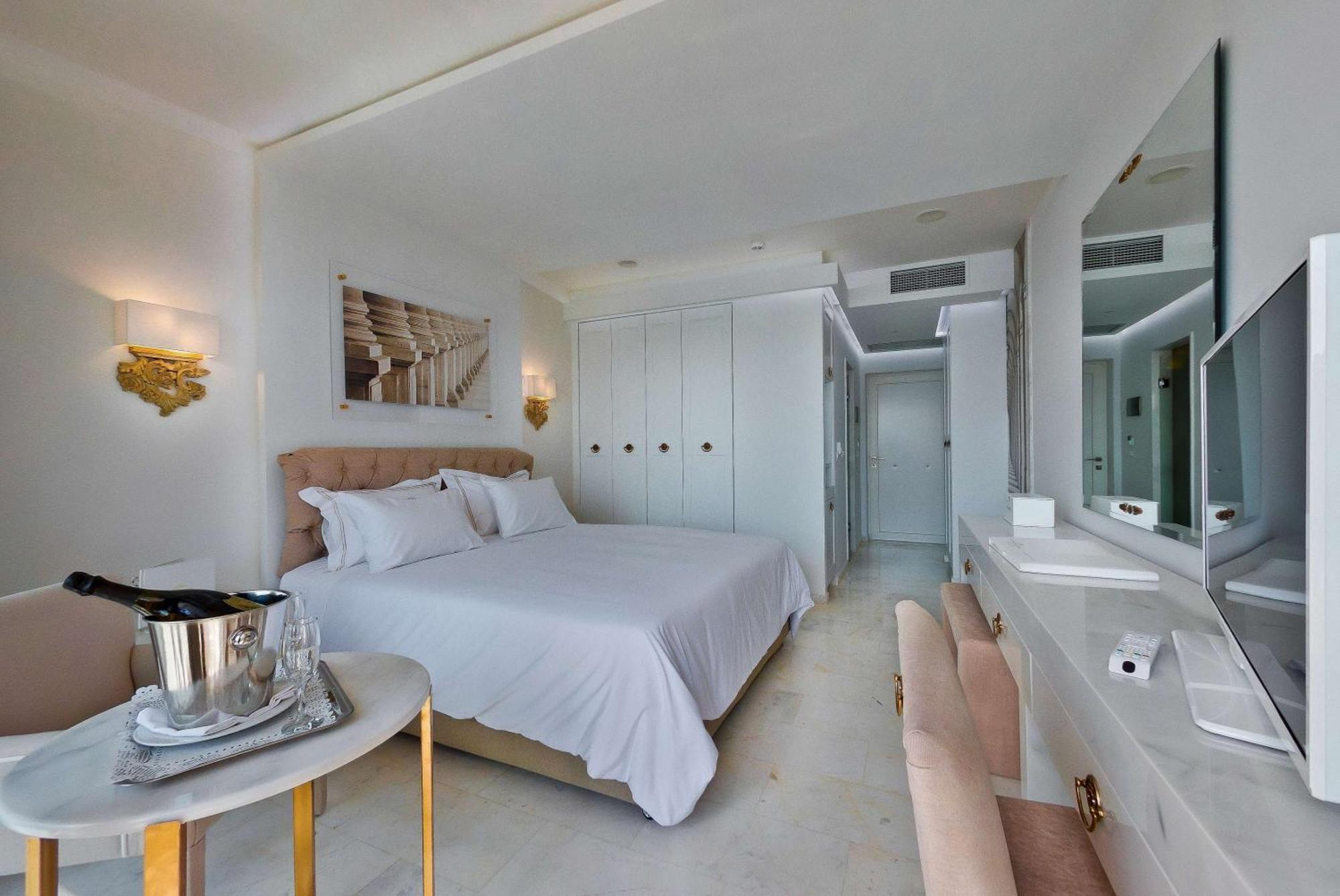 Deluxe Room Sea View