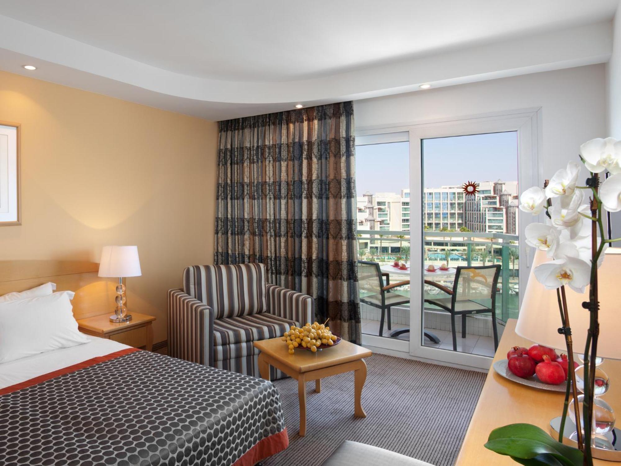 Standard Triple Room (2 Adults + 1 Child),686904747:JPEG