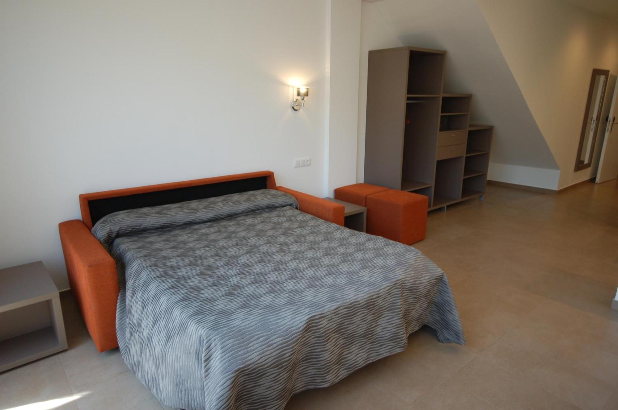 One-Bedroom Apartment Terrace