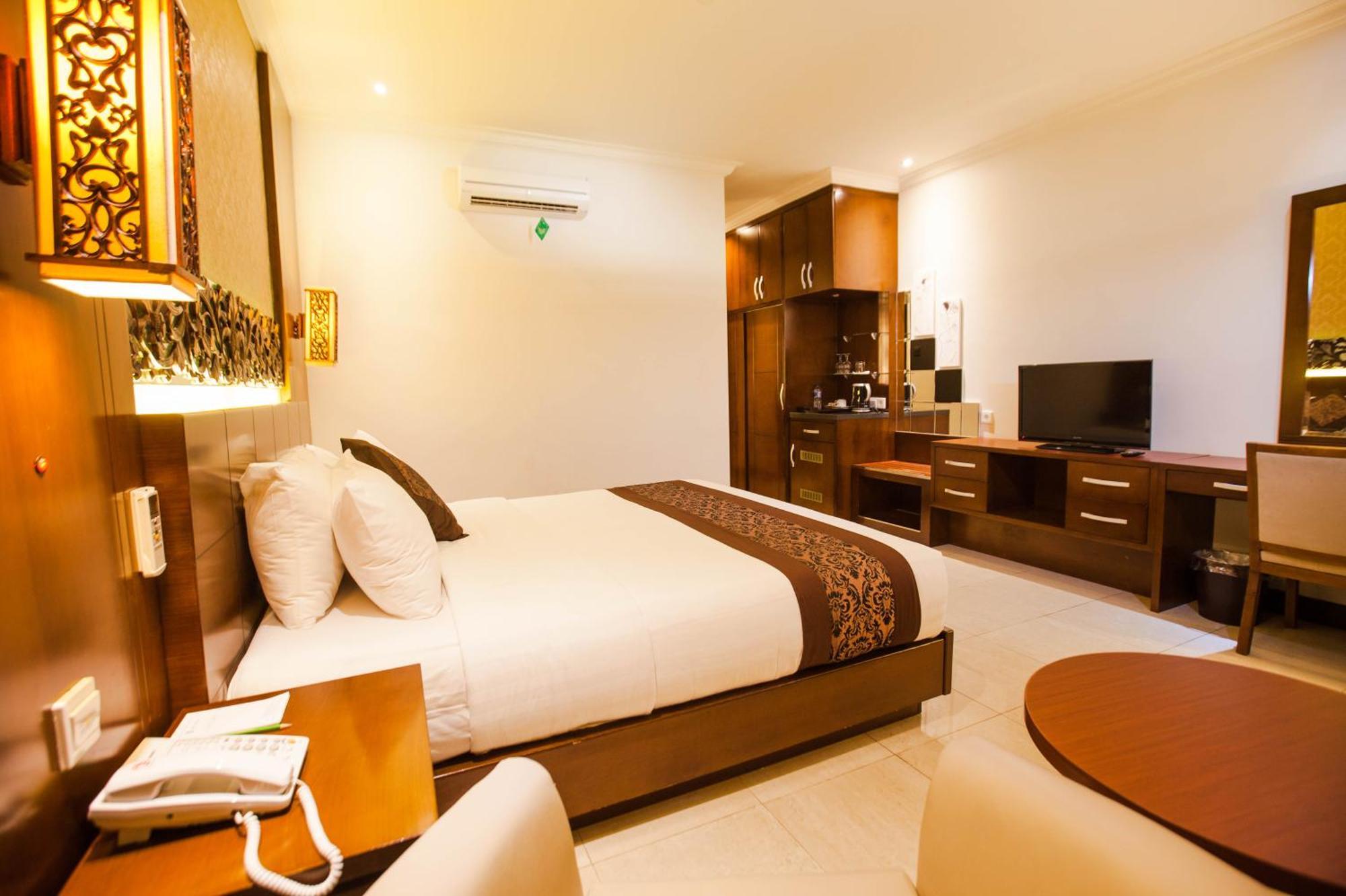 Deluxe Double or Twin Room
