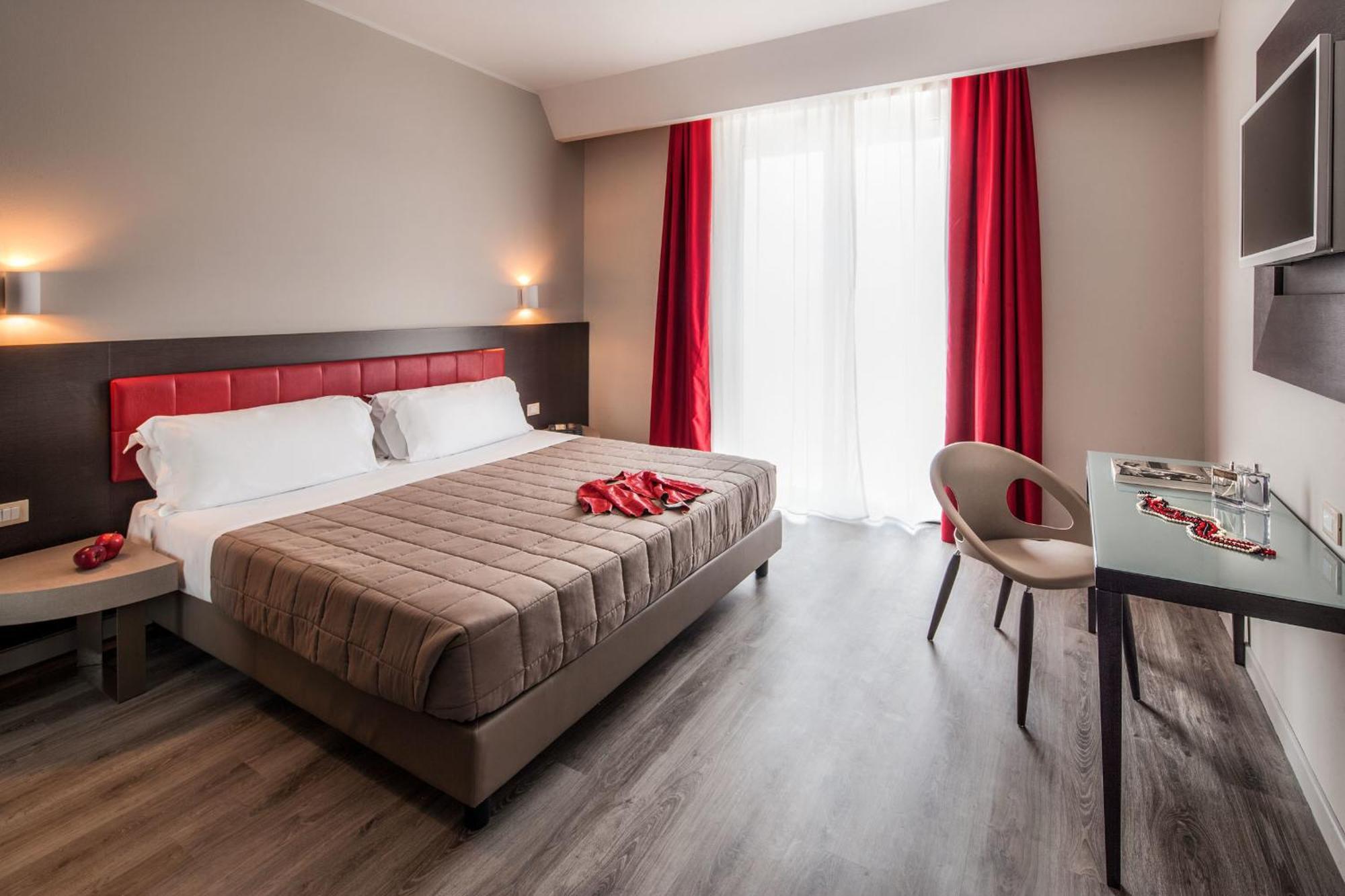 Tweepersoonskamer met 2 Aparte Bedden