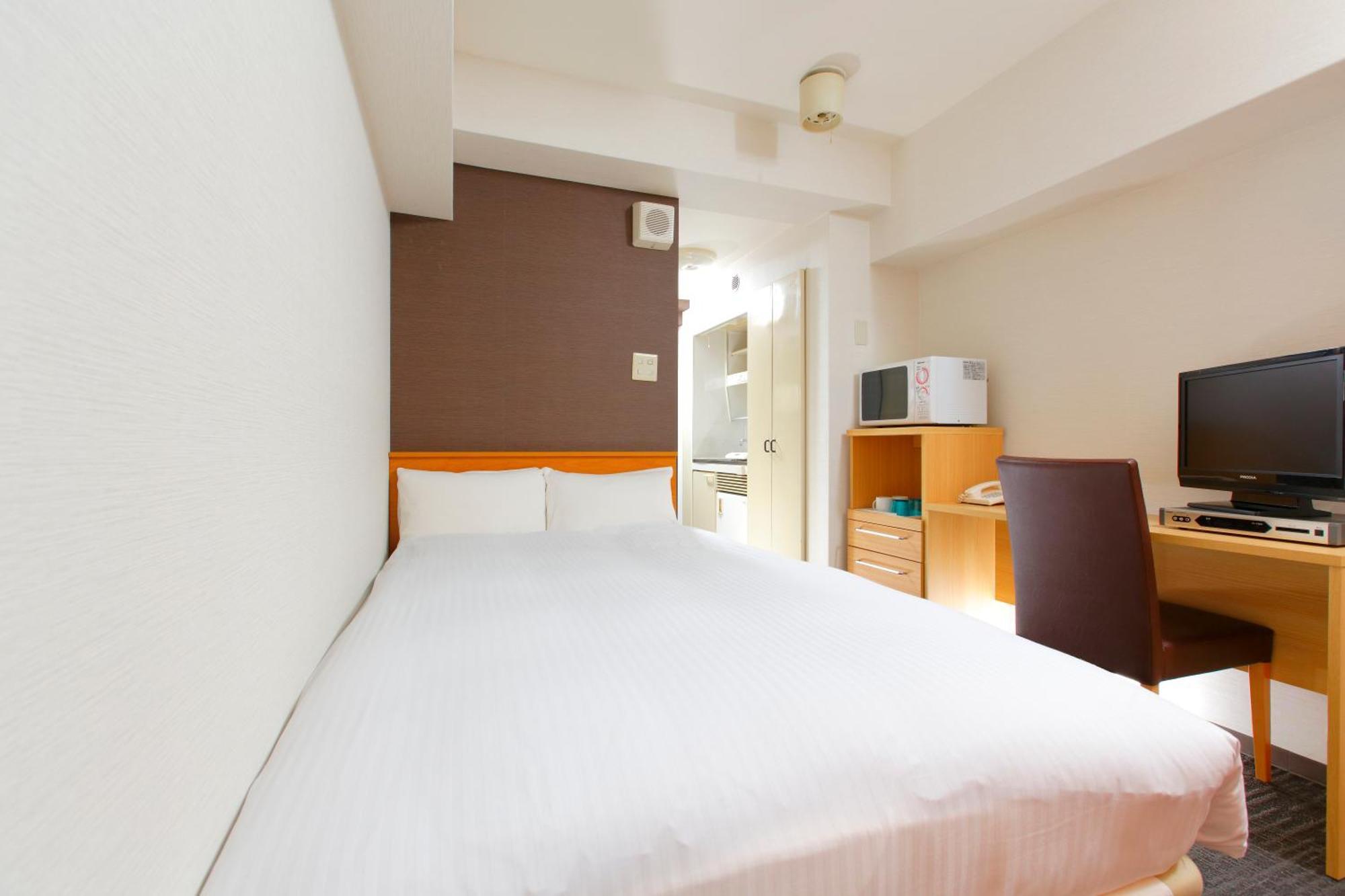 Double Room Small Double Bed Smoking House Keeping is Optional Additional Cost