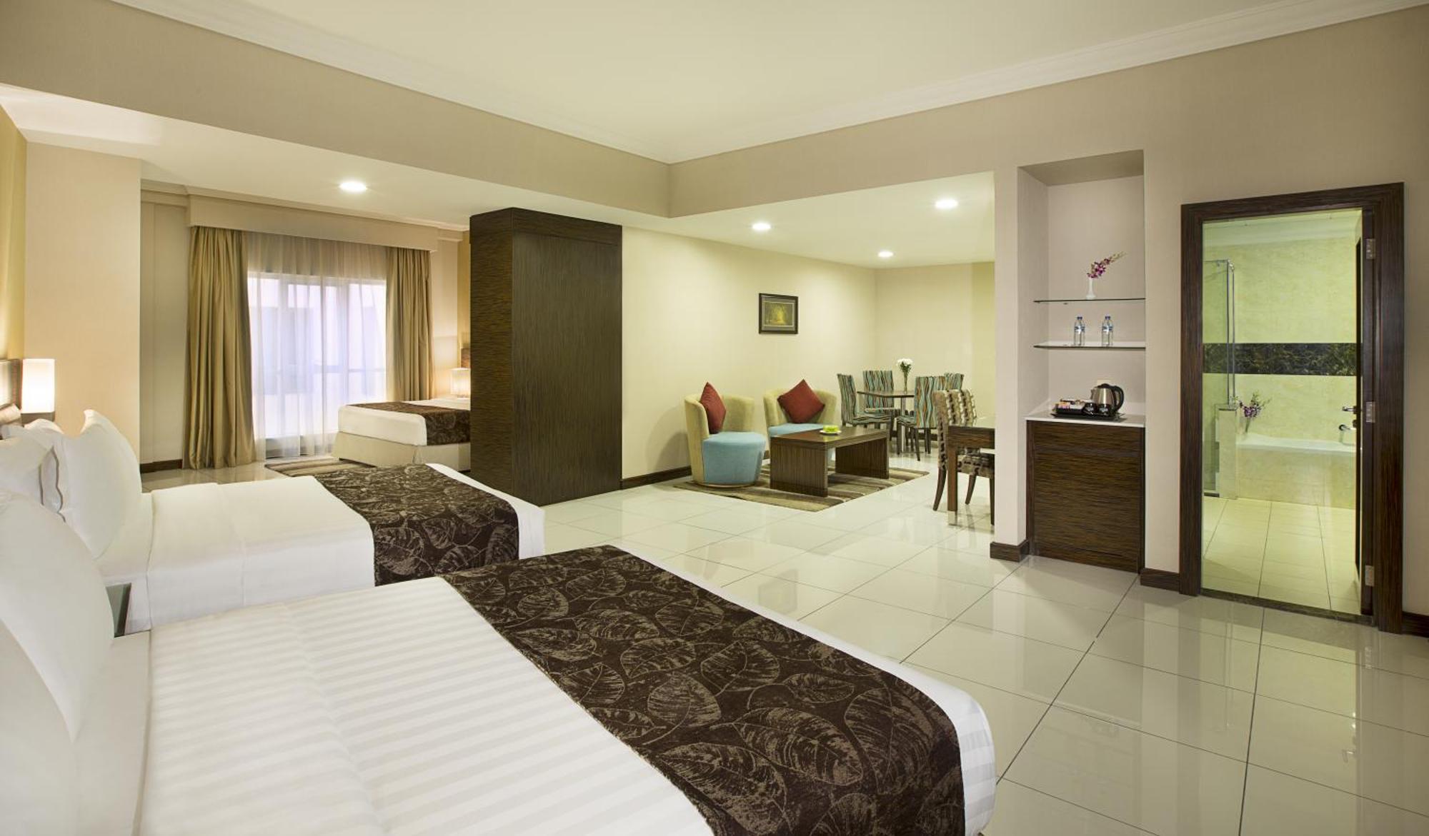 Premium Family Room
