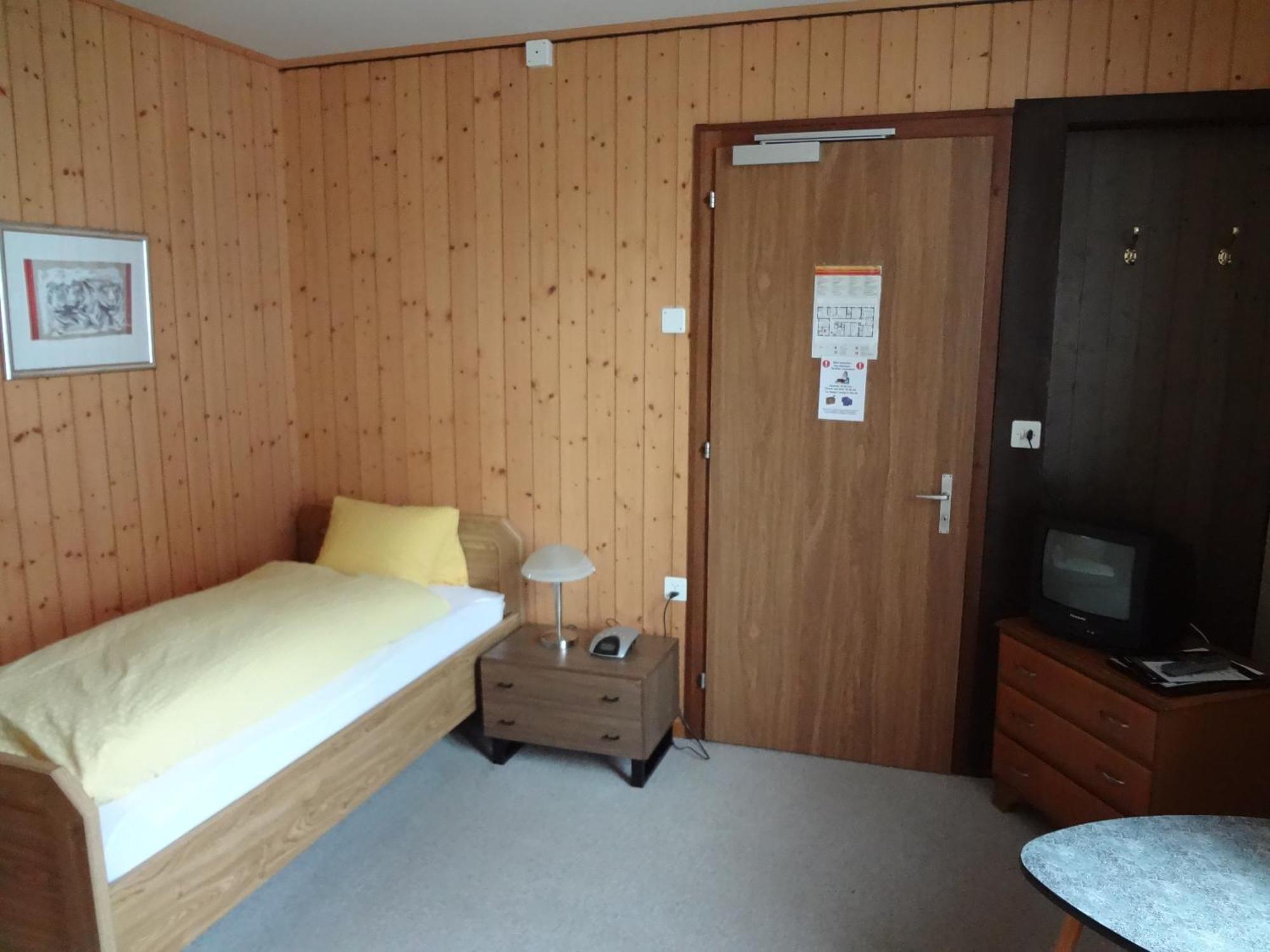Standard Single Room