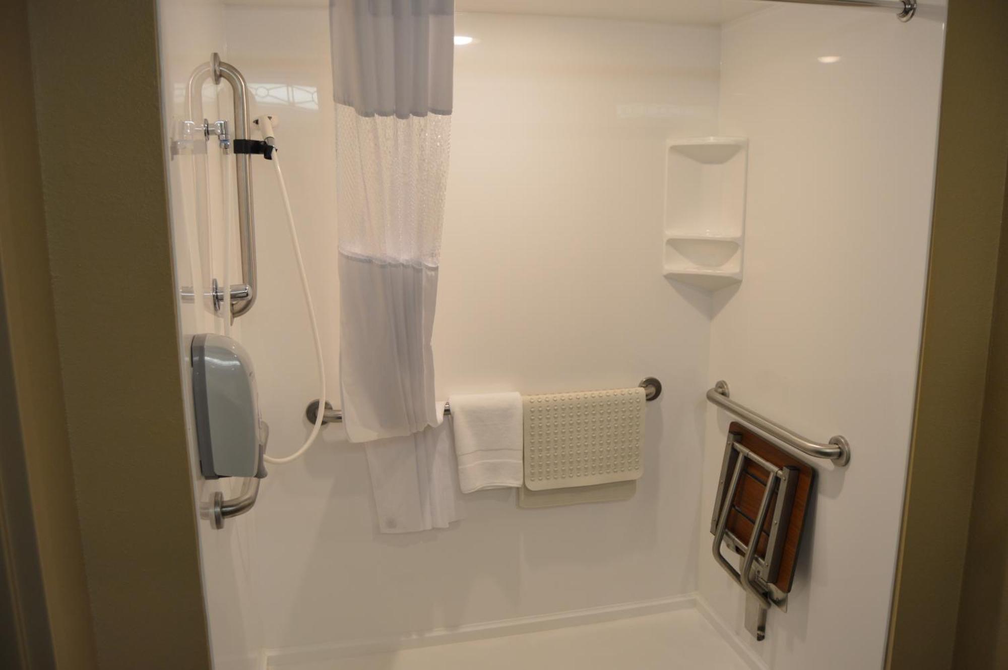 Queen Room Disability Access