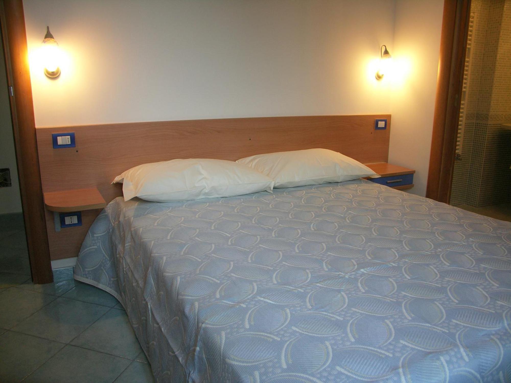 Double Room Private Bathroom