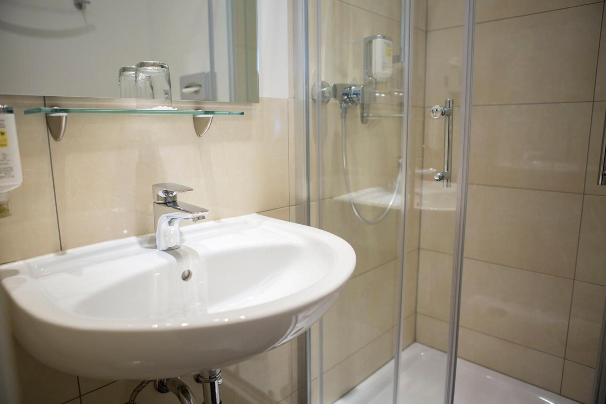 Standard Double Room,1266432217:JPEG