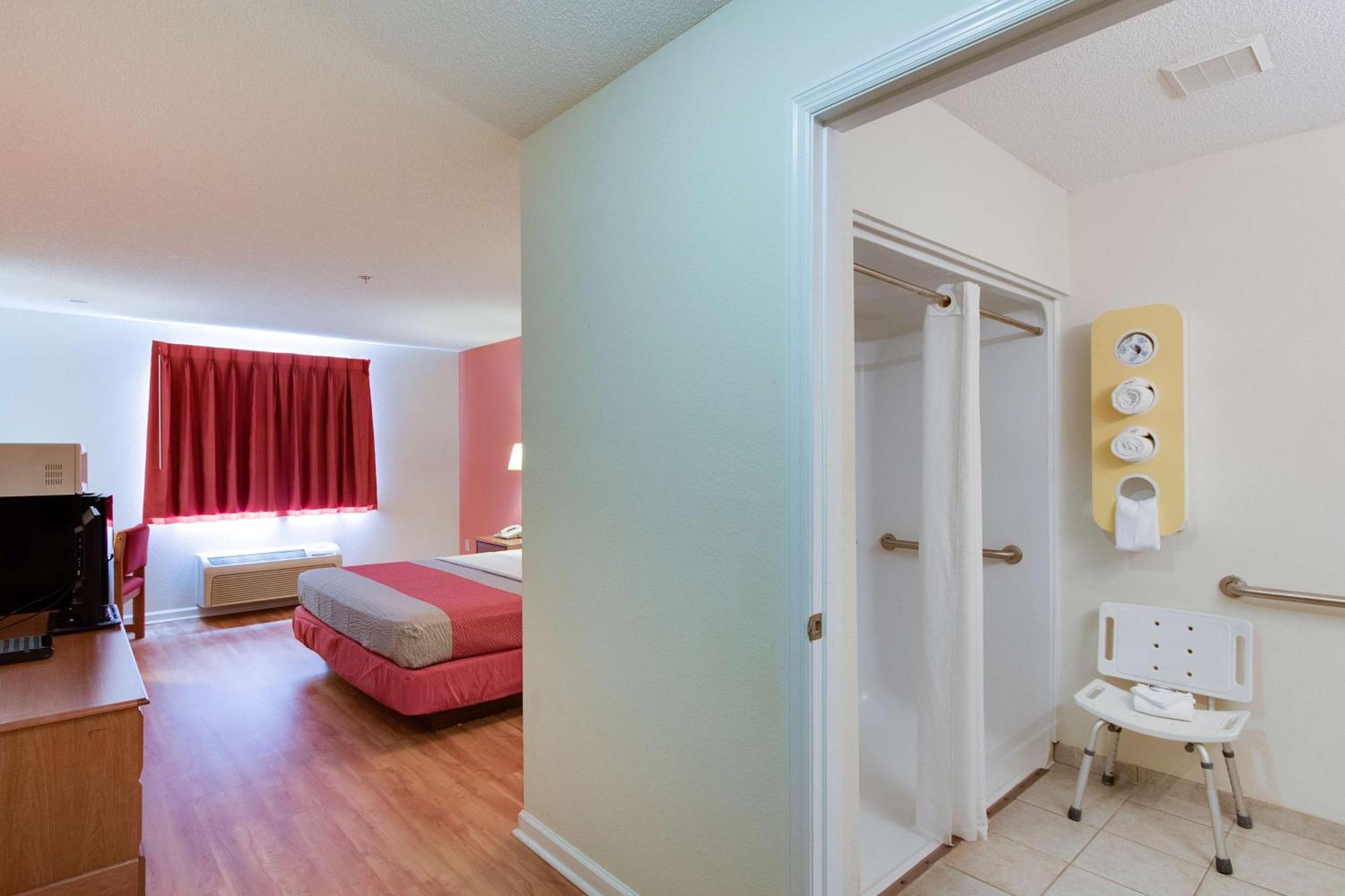 King Room Disability Access Non-Smoking