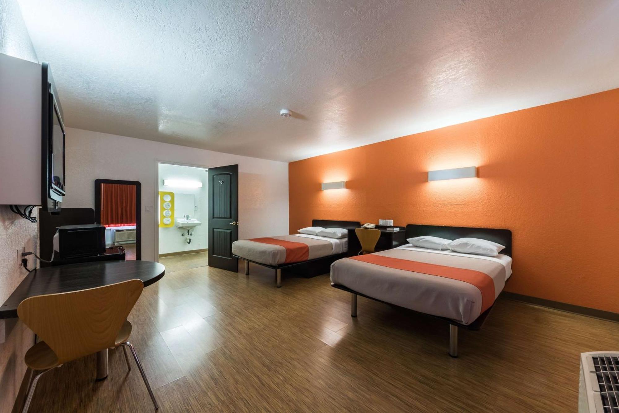 Quadruple Room Disability Access Non-Smoking