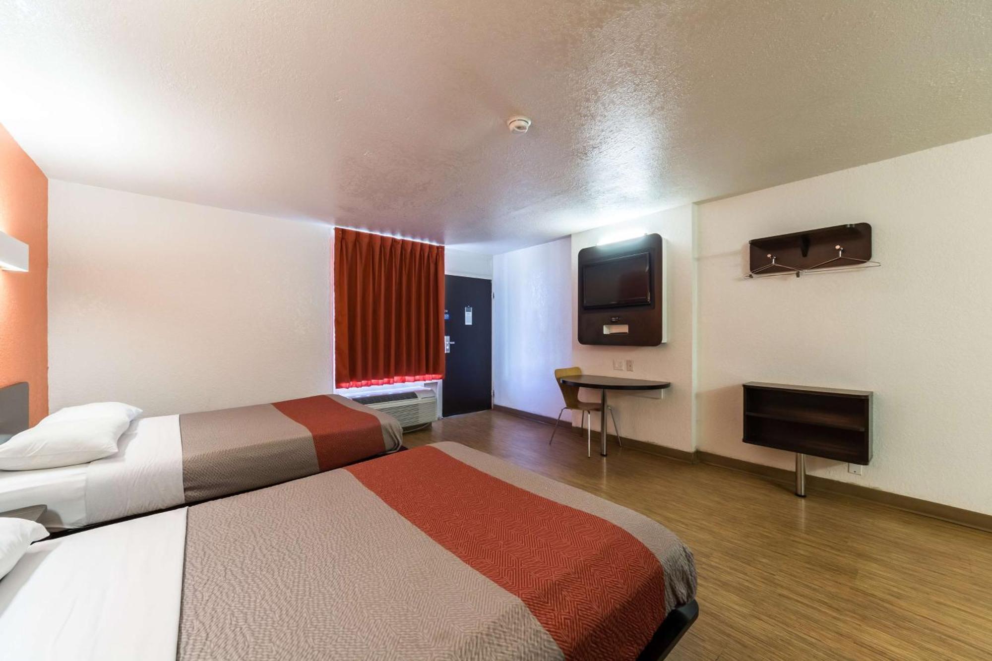 Quadruple Room Disability Access Non-Smoking