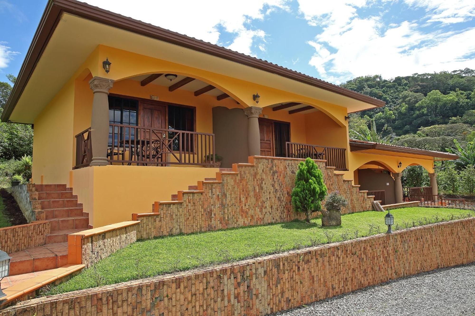 Deluxe Cottage -Tours Included
