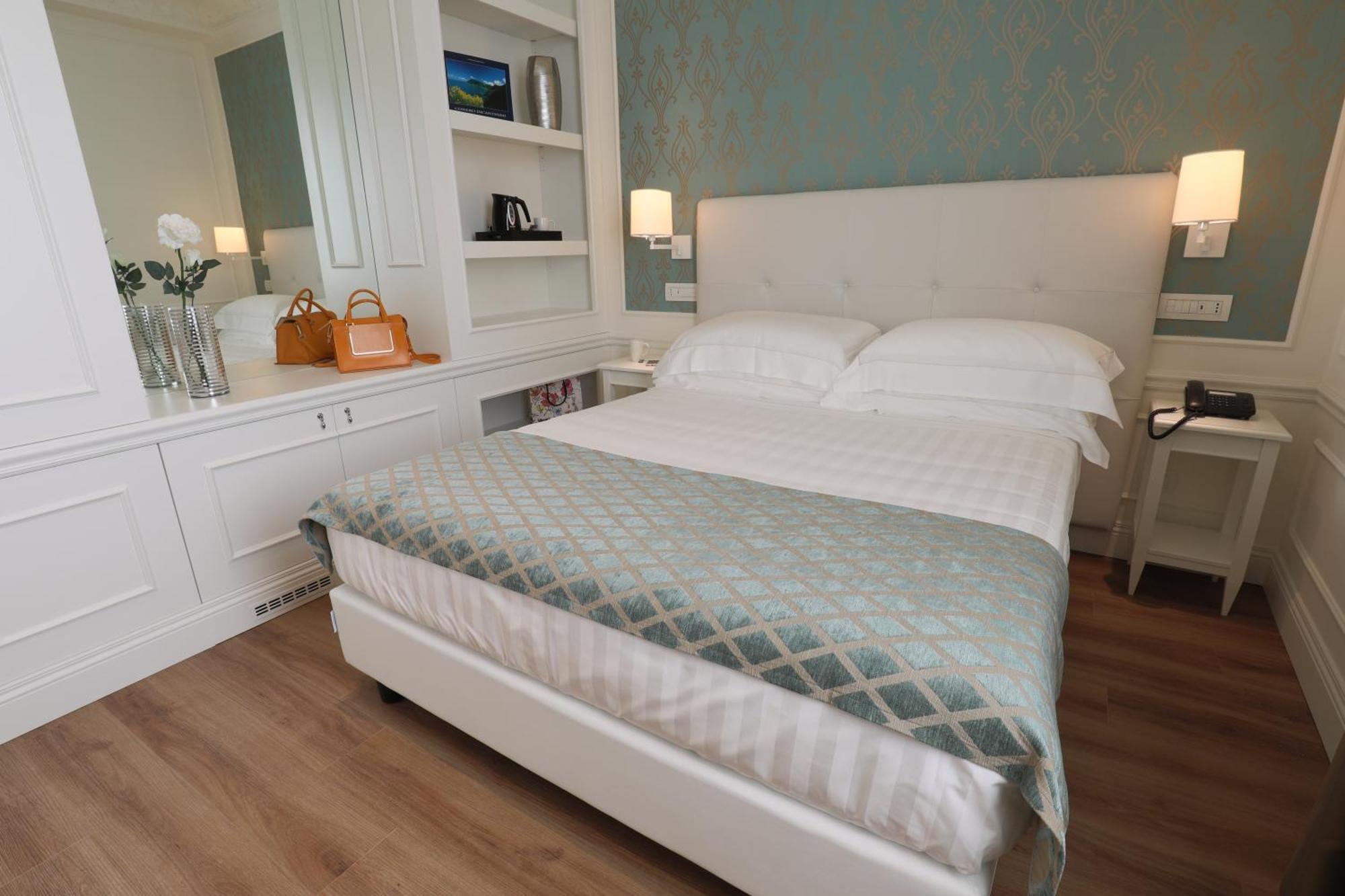 Comfort Double or Twin Room