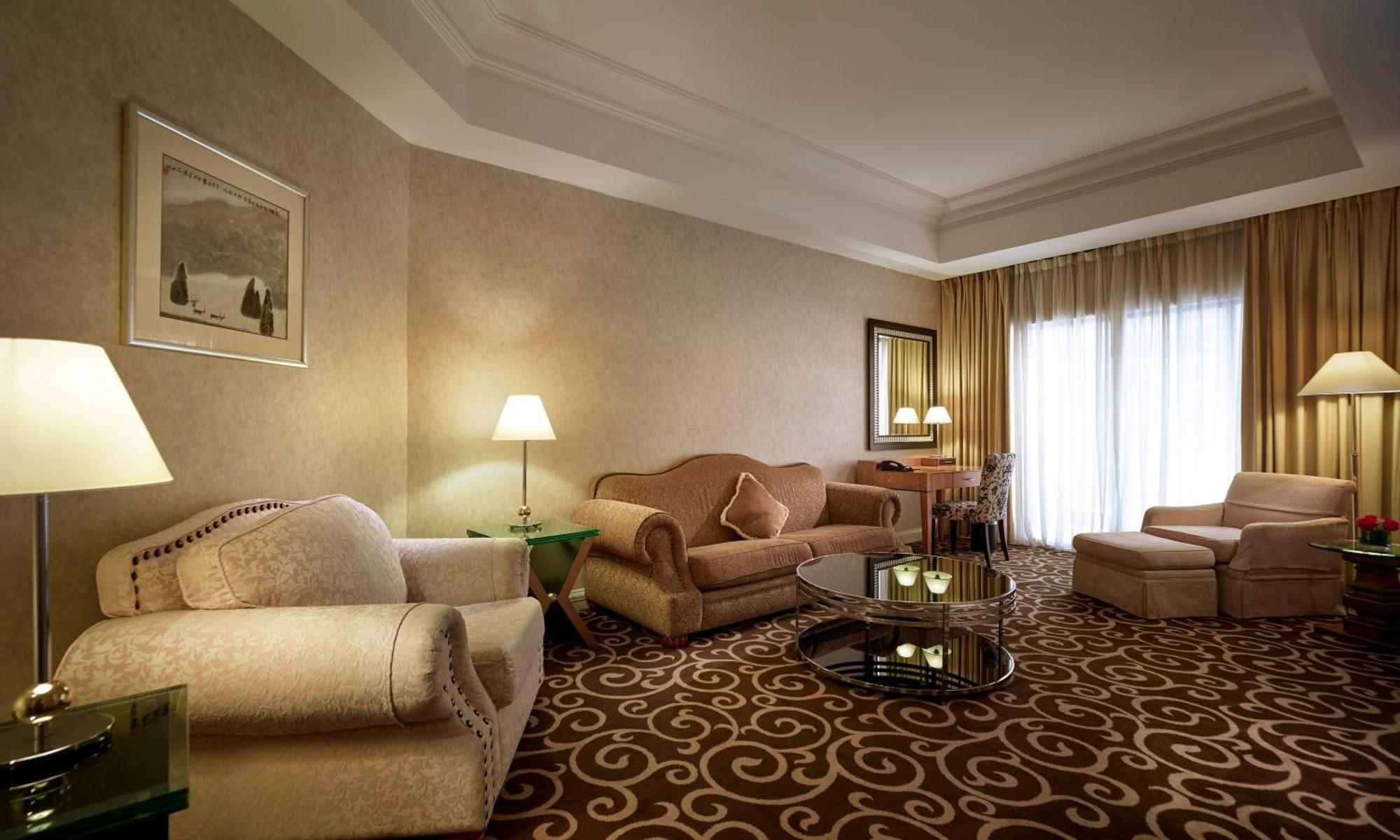 Premier Suite