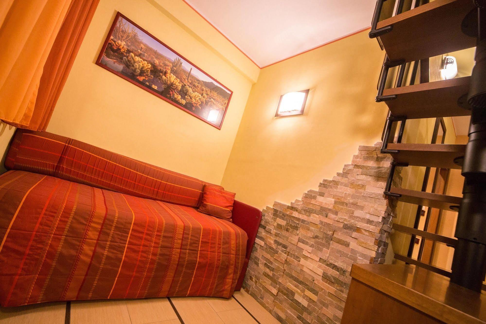 One-Bedroom Apartment Terrace Split Level