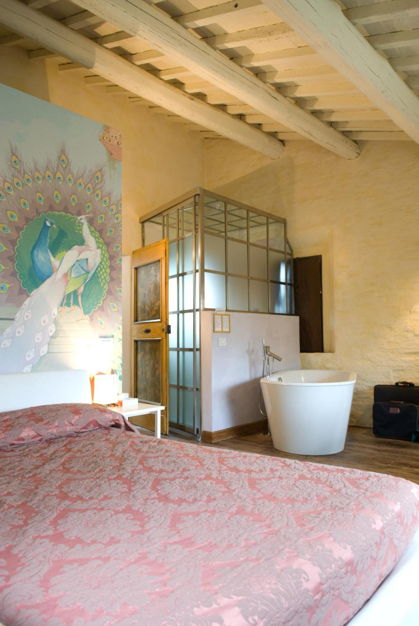 Suite Pavone