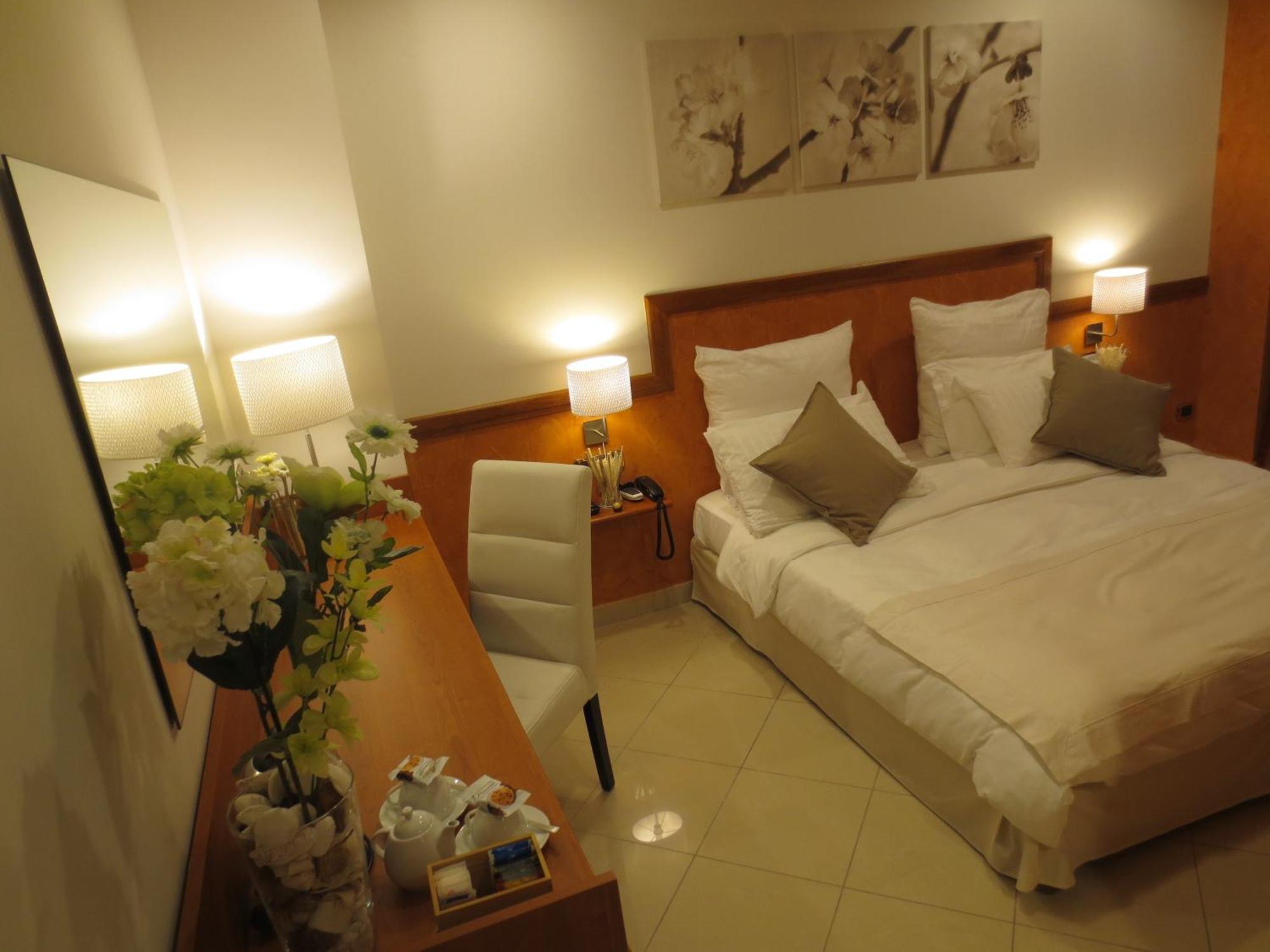 King Suite Whirlpool