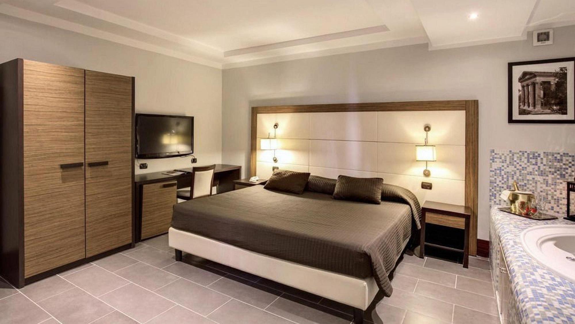 Suite Spa Bath