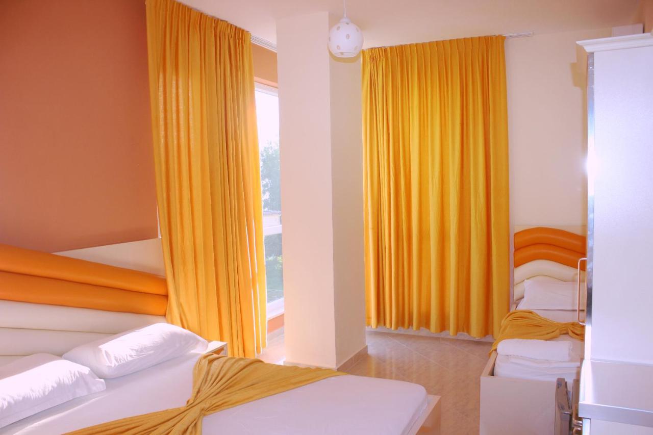 Triple Room Partial Sea View