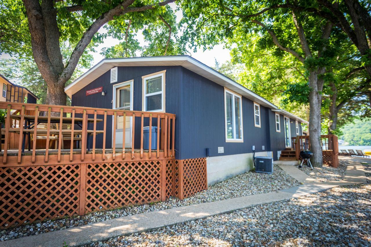Two-Bedroom Deluxe Cabin