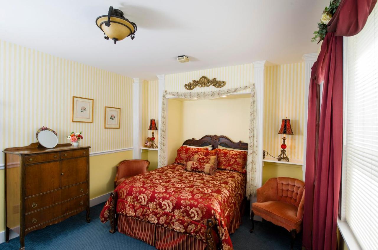Deluxe Queen Room,696337308:JPEG