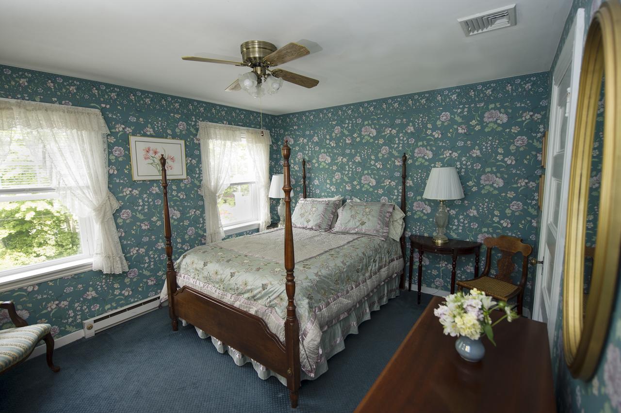 Deluxe Queen Room,696338184:JPEG