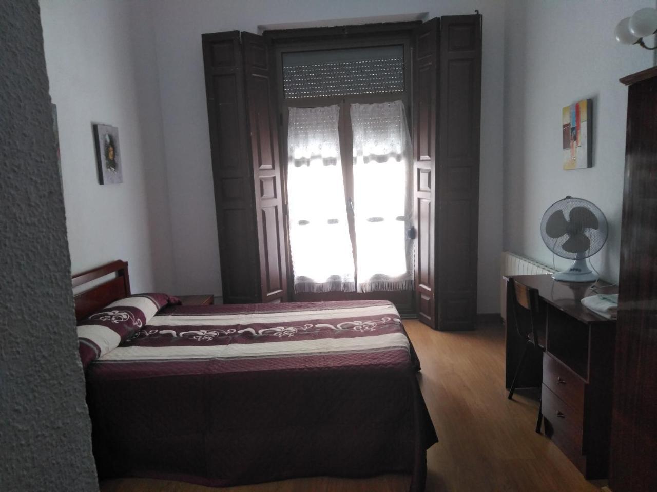 Habitación Doble con baño privado