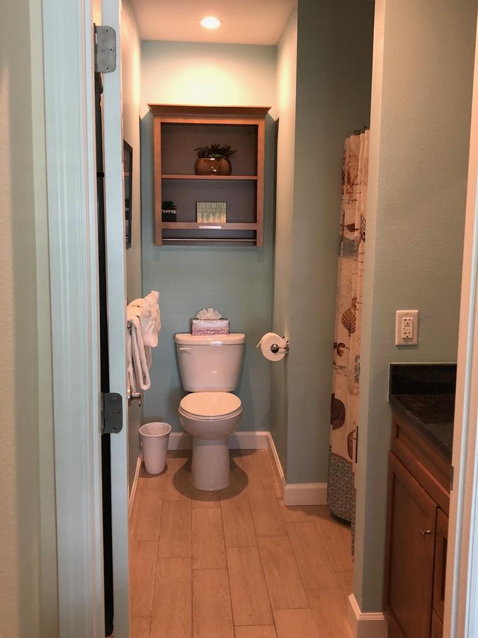 Standard Queen Room Road Facing