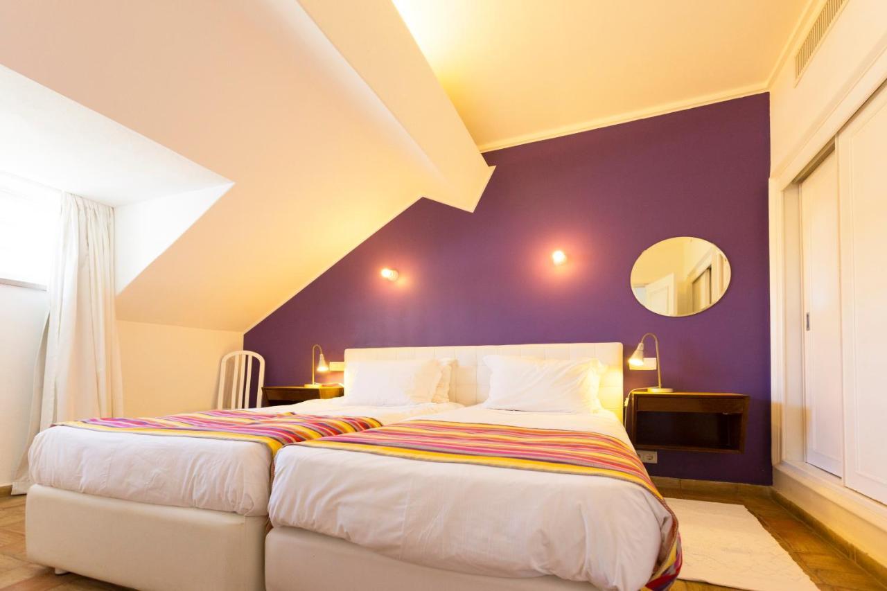 Two-Bedroom Apartment,696789729:JPEG