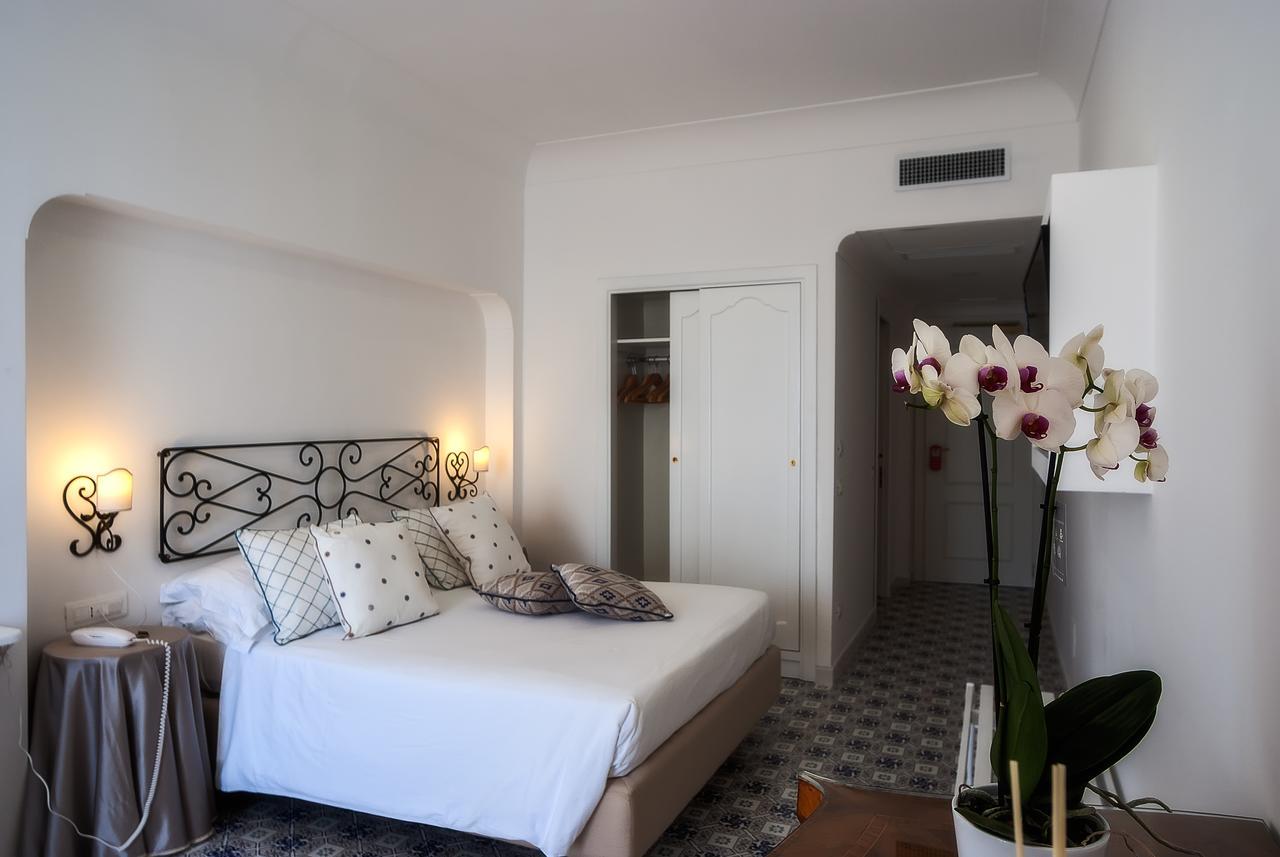 Deluxe Double Room Sea View
