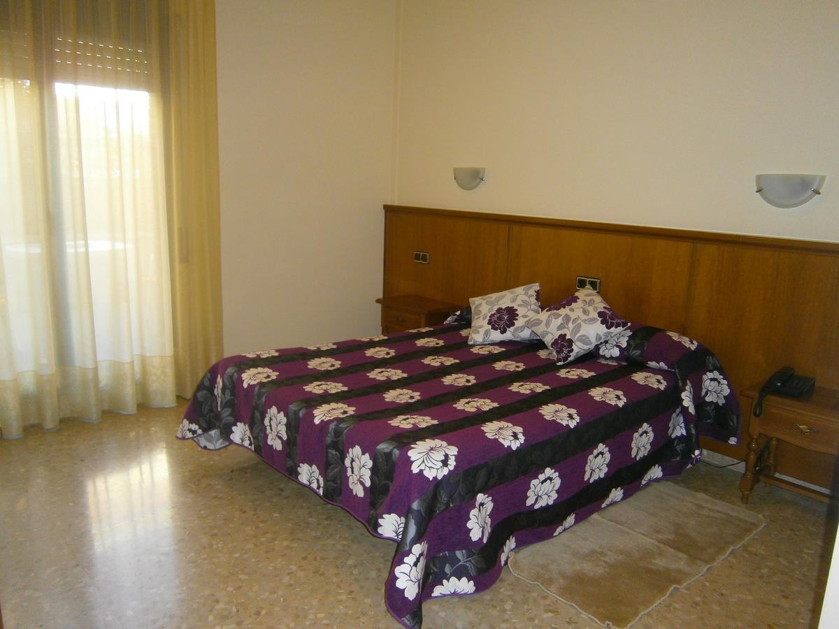 Double Room,696927948:JPEG