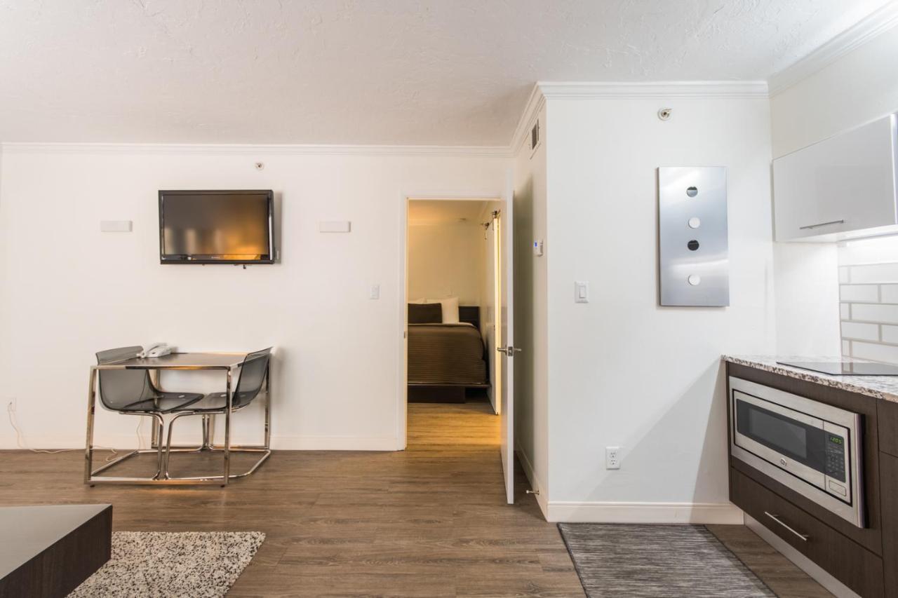 Queen Suite