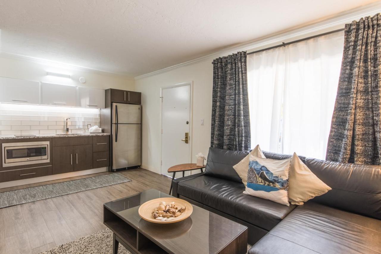 Queen Suite
