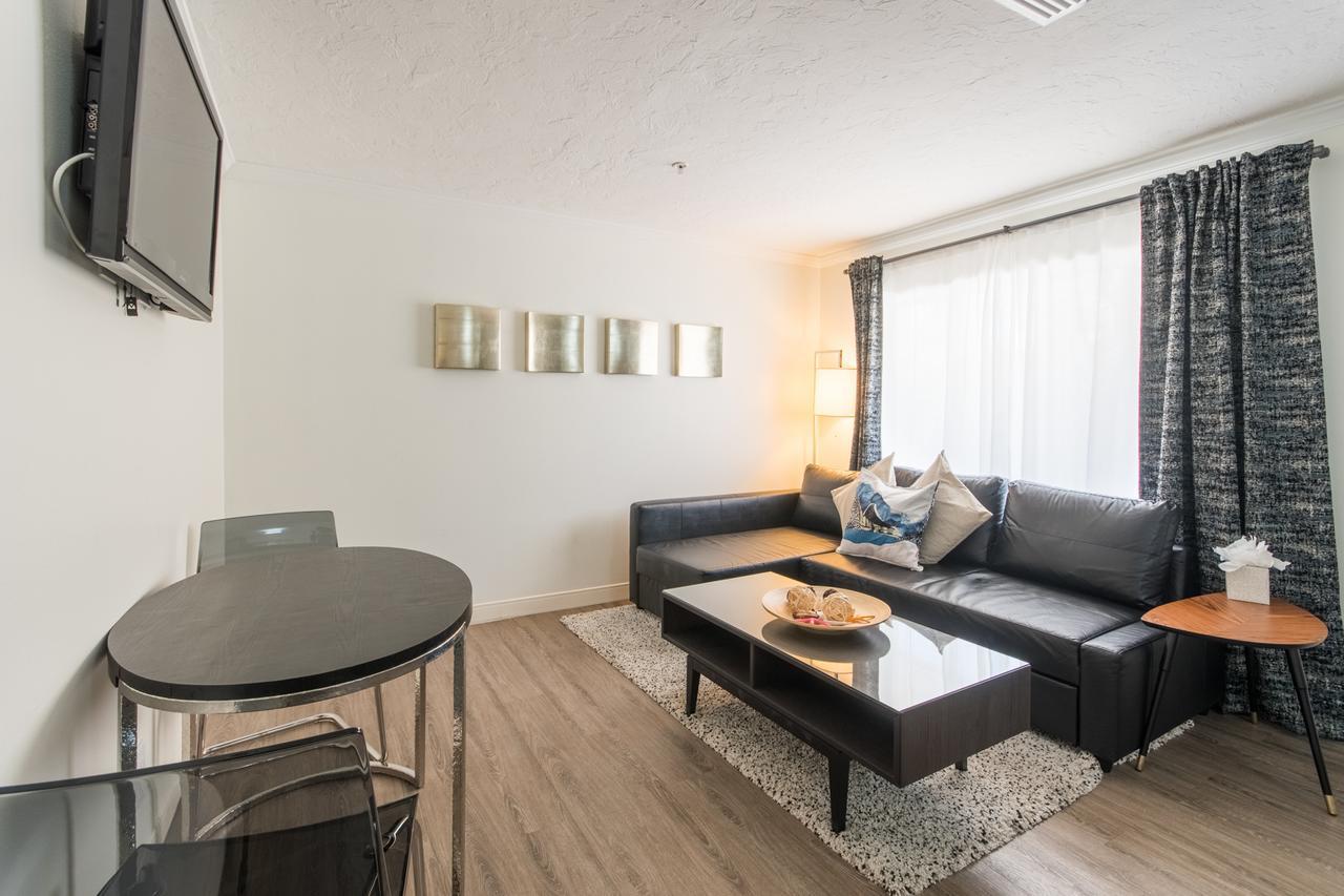 Queen Suite