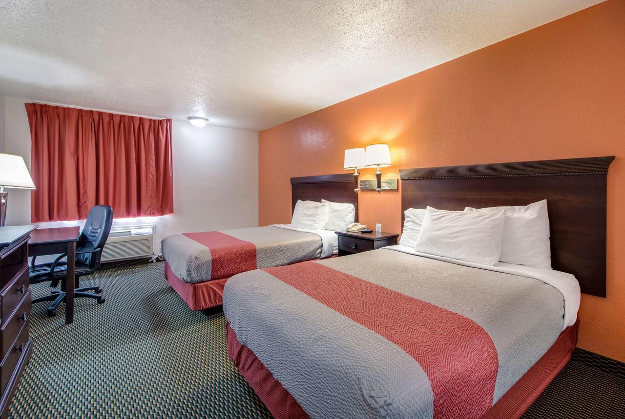Deluxe Quadruple Room Non-Smoking