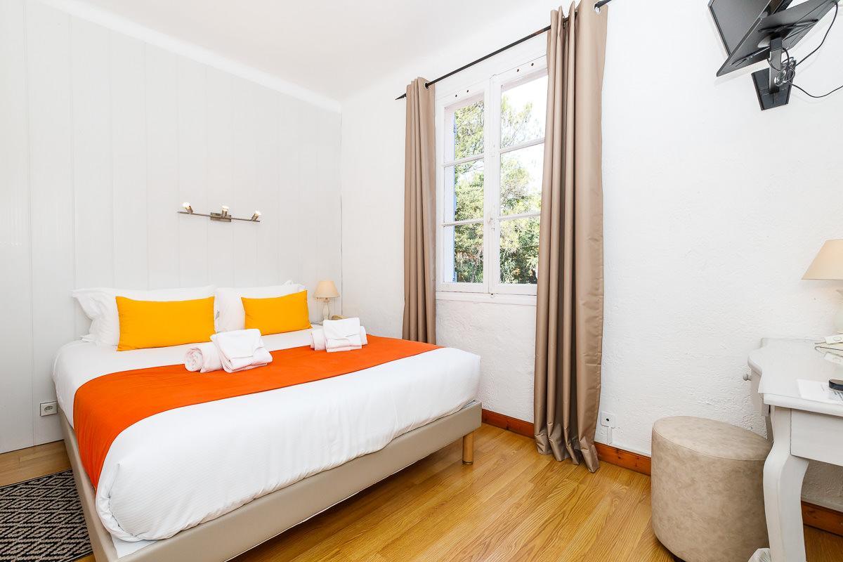 Double Room,697242528:JPEG