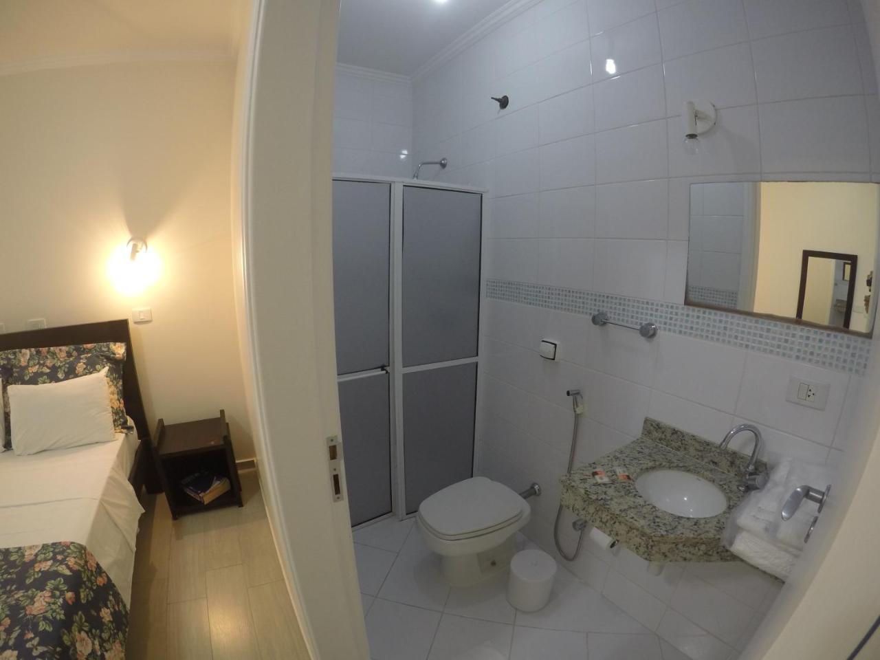 Quarto Duplo Standard