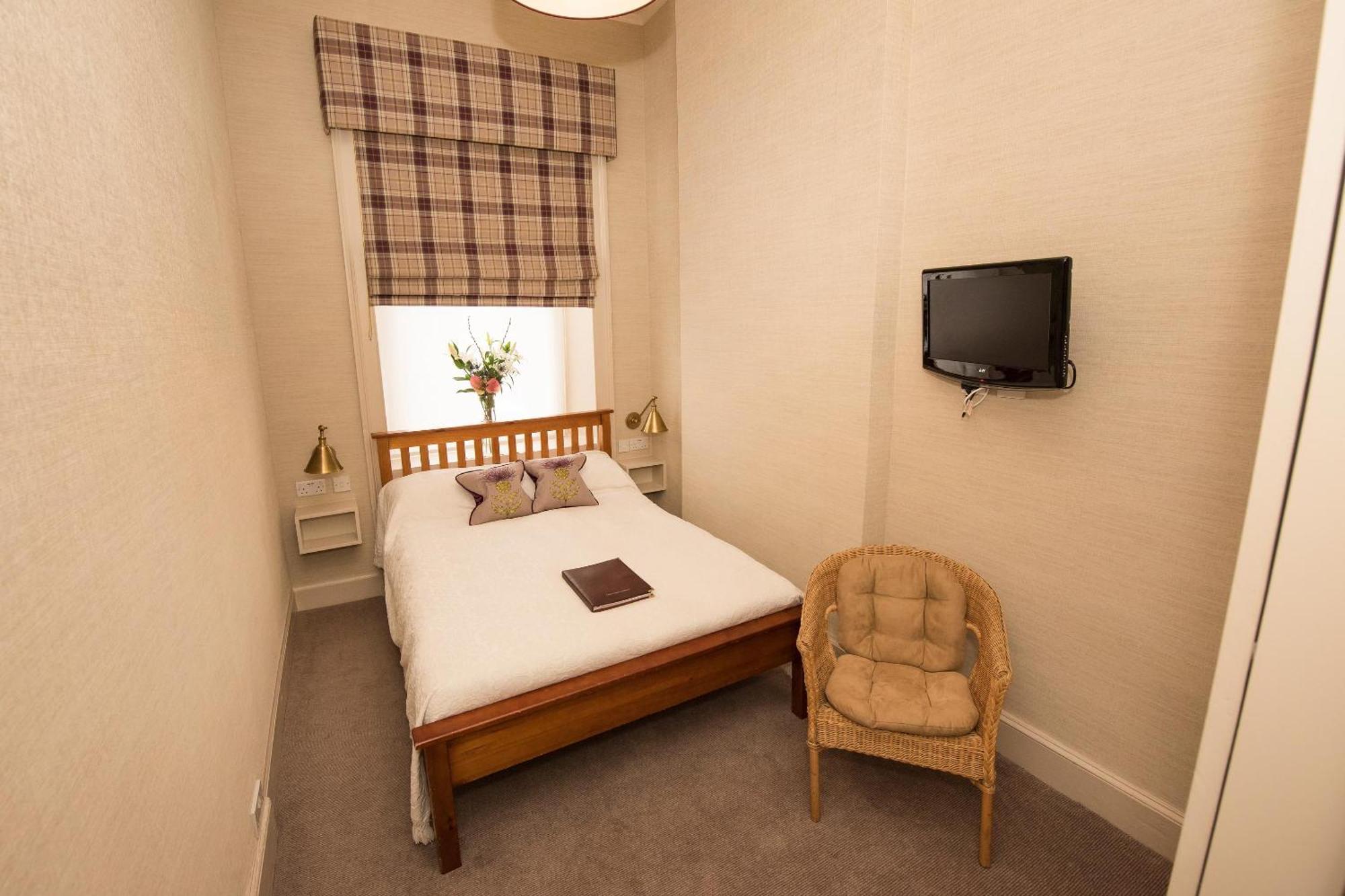 Basic Double Room