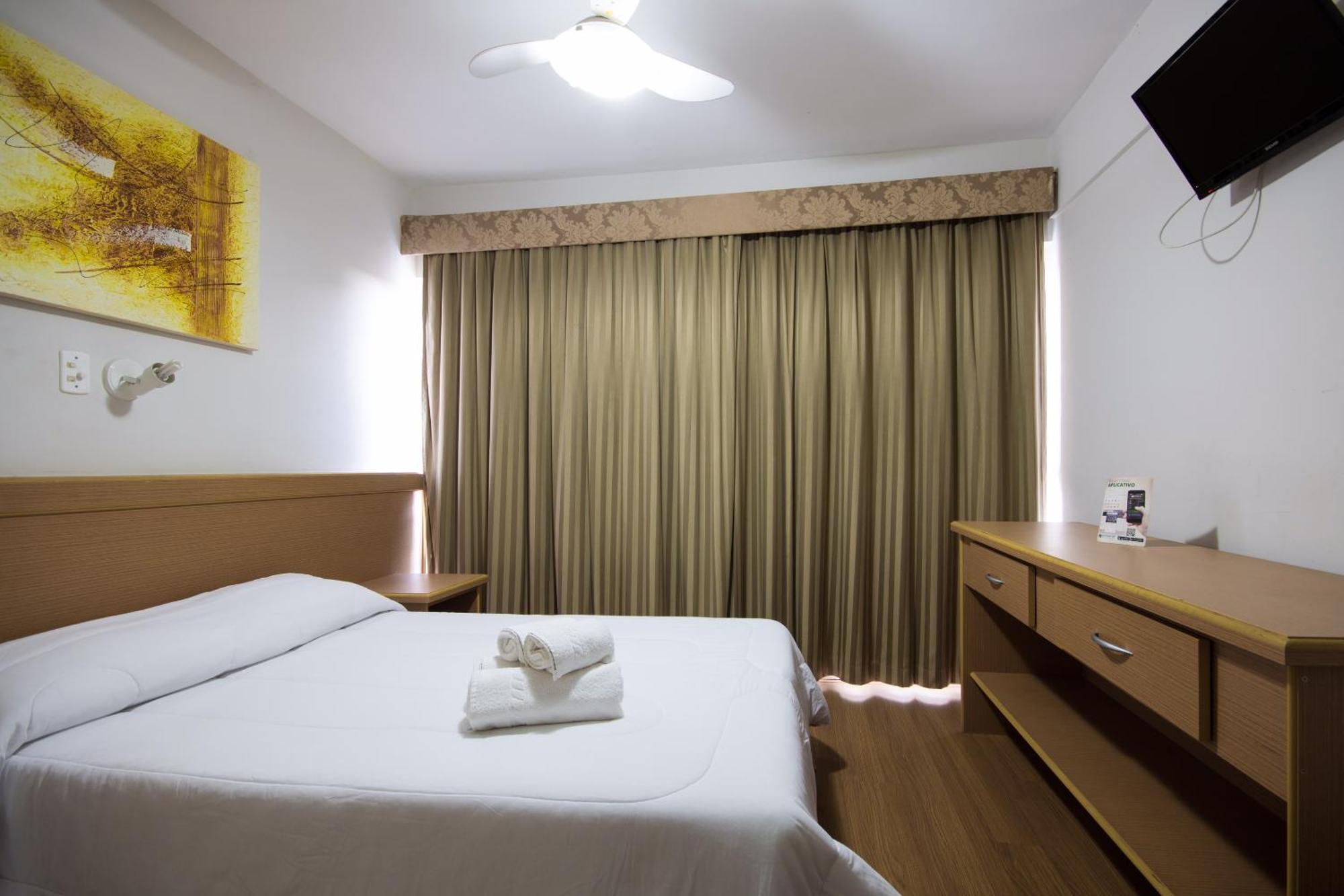 Quarto Duplo Standard