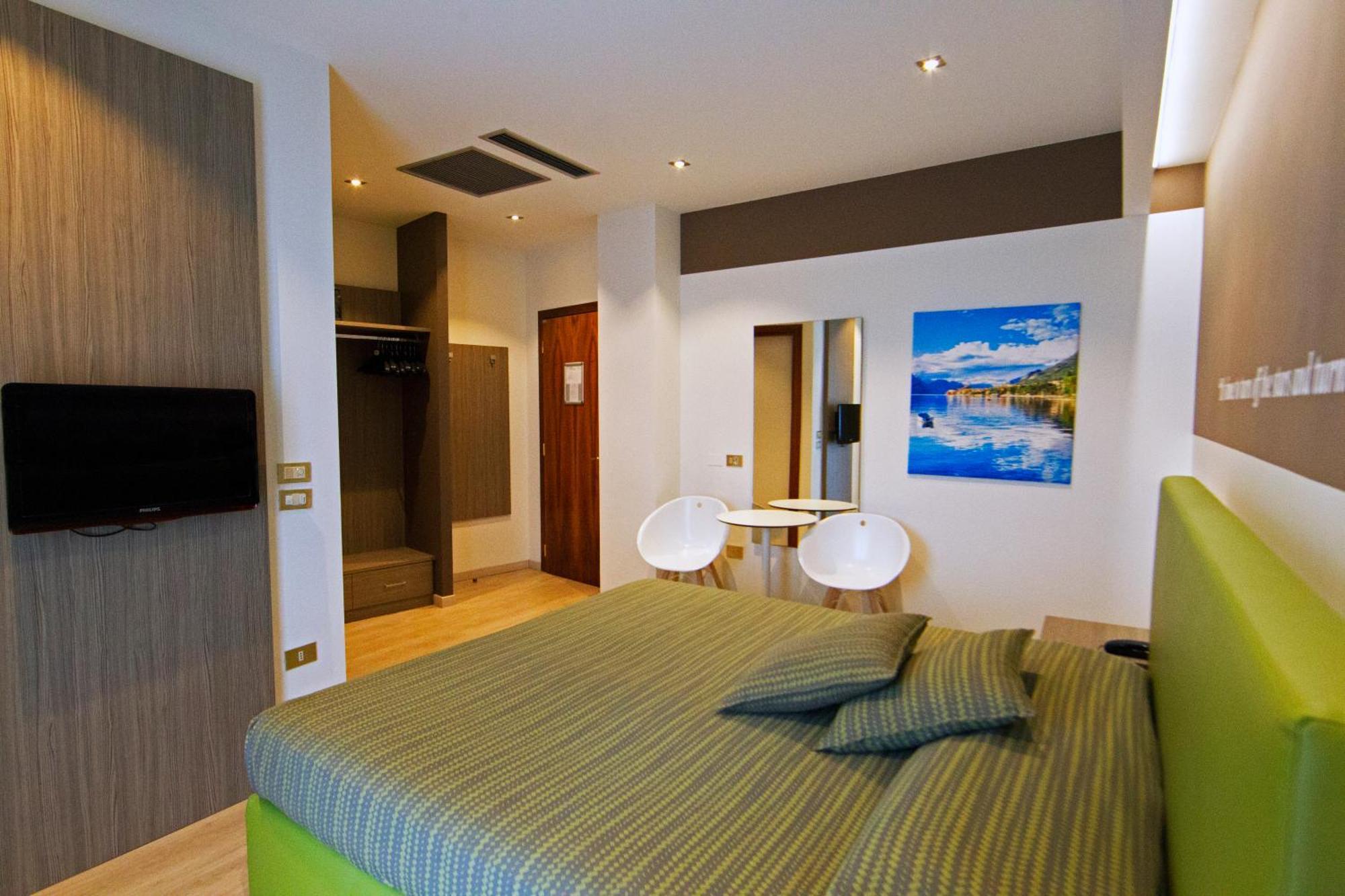 Double or Twin Room Balcony 1st Floor
