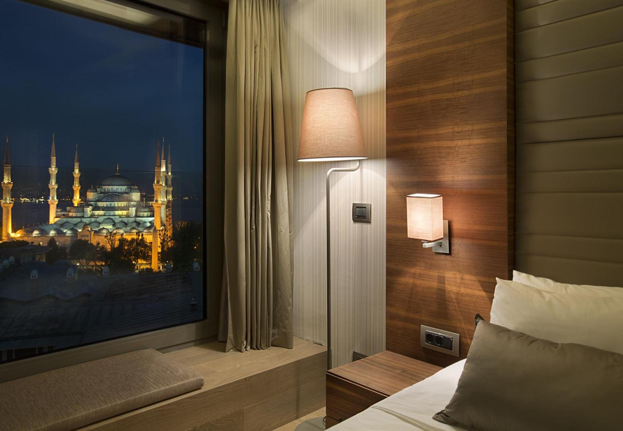 Double or Twin Room Sea View