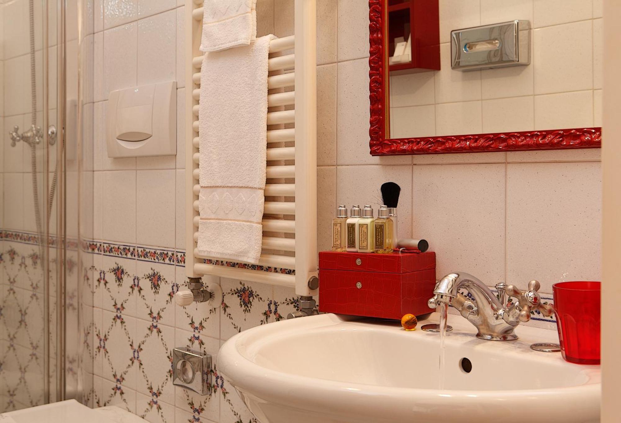 Classic Double or Twin Room