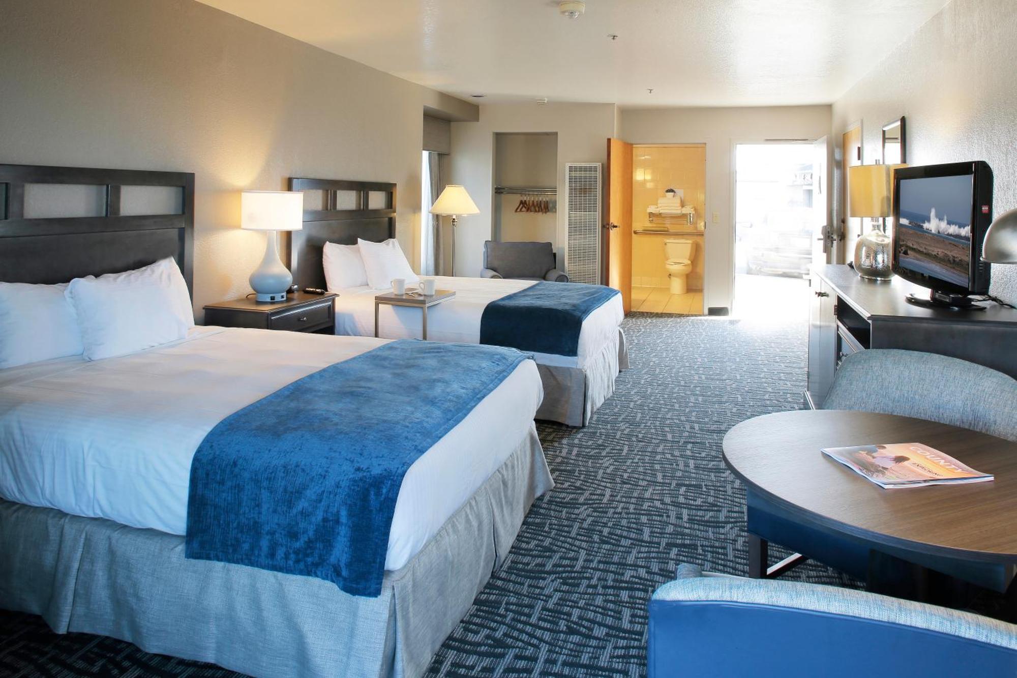 Queen Room 2 Queen Beds Partial Sea View Disability Access